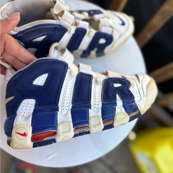 Nike White and Blue - Picture 6 of 11